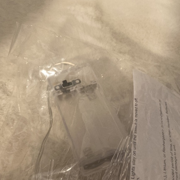 Target BP 2022 Christmas Icicle Garland/String Lights - Picture 6 of 6